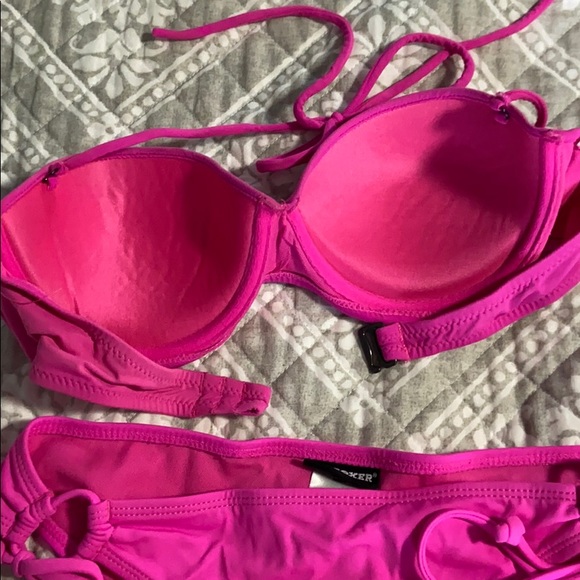 Pink bikini - Picture 3 of 3